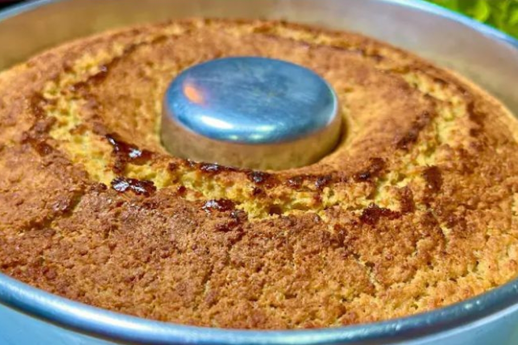 Aprenda a fazer um delicioso bolo de aveia e maca sem acucar